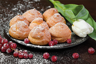 Christmas spherical doughnuts - Take Stock magazine