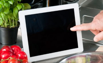 Food for Thought: The difference between fast food and food fast