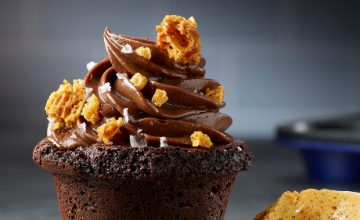 Chocolate Fudge Honeycomb Cupcakes