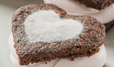 Take_Stock_Magazine_Chocolate_Loveheart_Mallow_Brownies_recipe