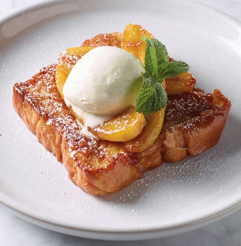 French toast with ice cream and bananas