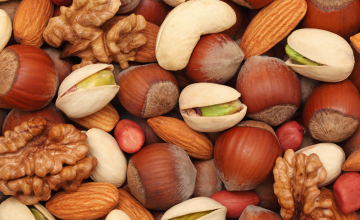 Peanuts, sesame and nuts: allergen advice for caterers