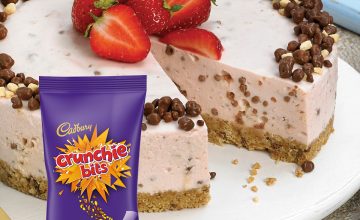 Strawberry and Honeycomb Cheesecake with Crunchie Bits