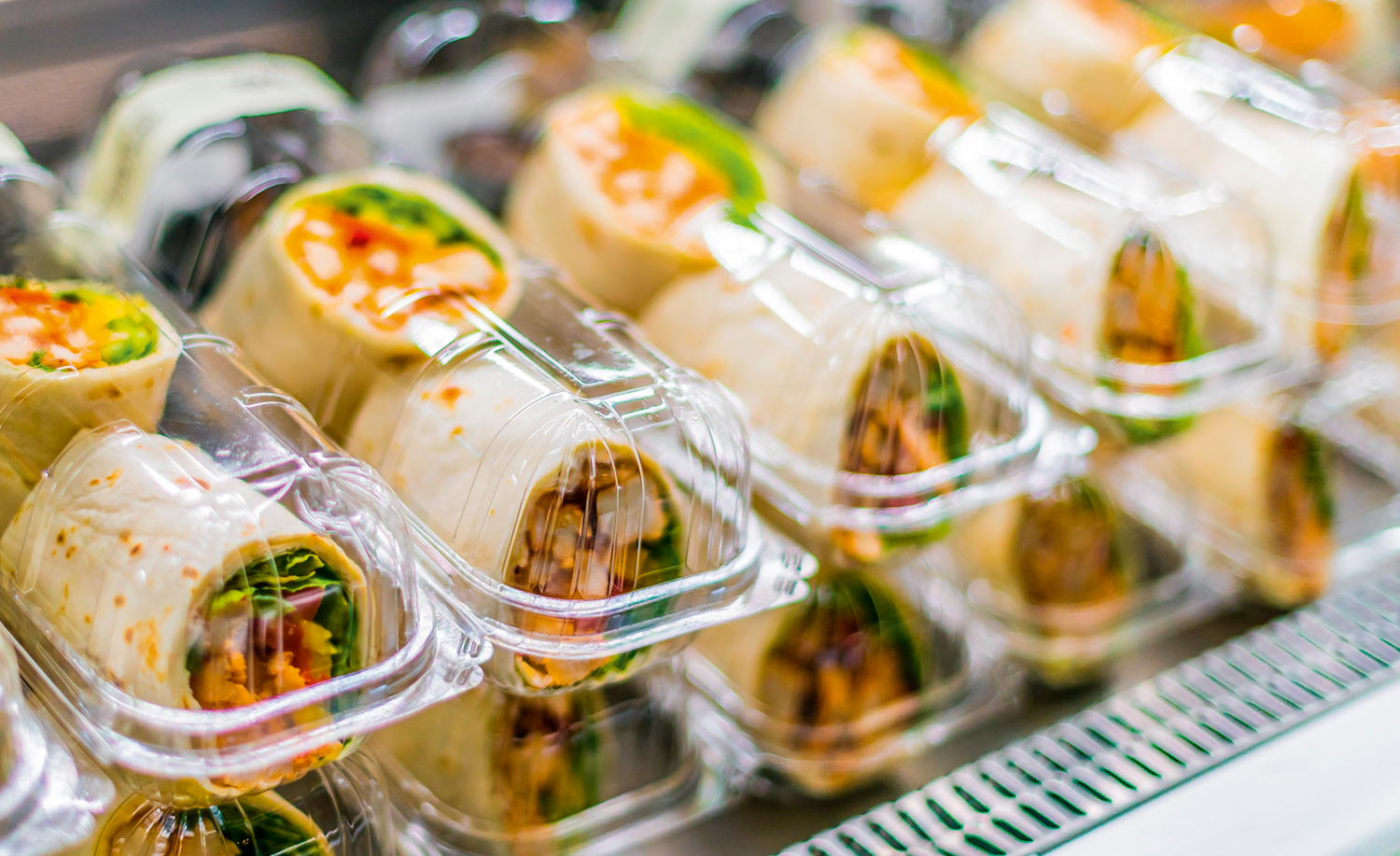 Sandwich wraps in plastic tubs