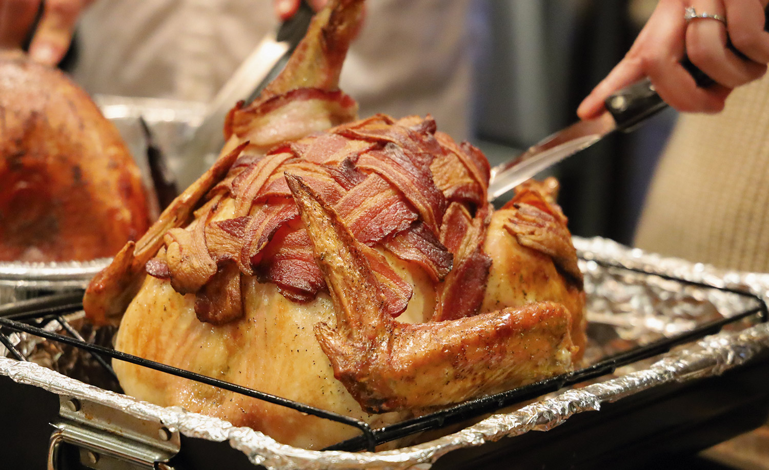 Roast turkey with bacon lattice