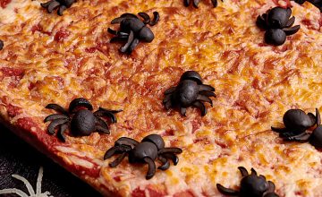 Halloween Spider Pizza