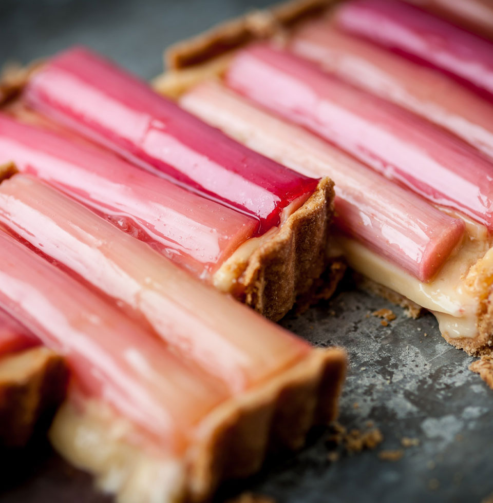 Rhubarb And Custard Tart – Bar & Kitchen