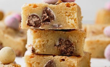 Easter Egg Blondies