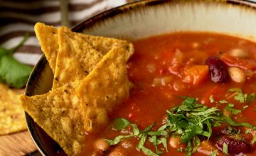 Mexican Vegetable & Bean Soup